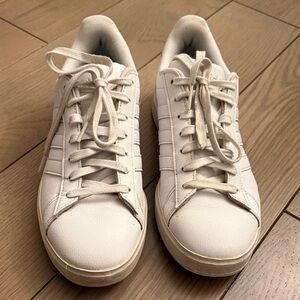 Adidas White sneakers women’s size 8